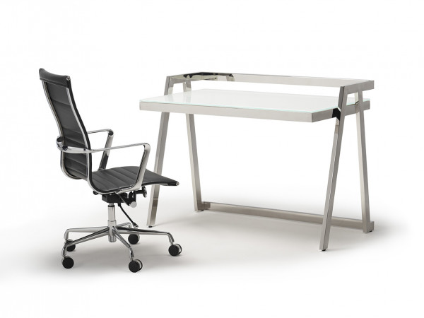 Cambridge_Desk_01