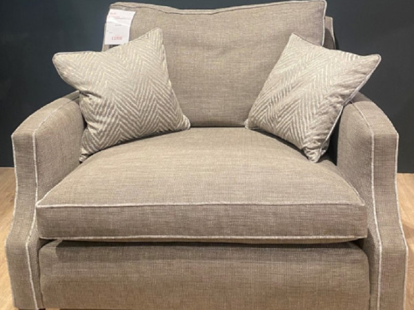 Duresta – Amelia-reading-chair